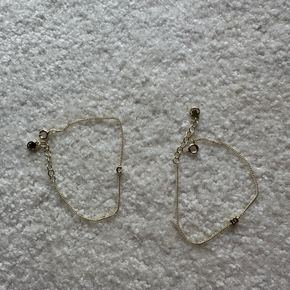 GORJANA Letter Bracelet: C, B